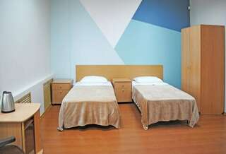Гостиница Кристалл Саратов «Эконом»  тёмный двухместный номер  (без удобств) TWIN-1